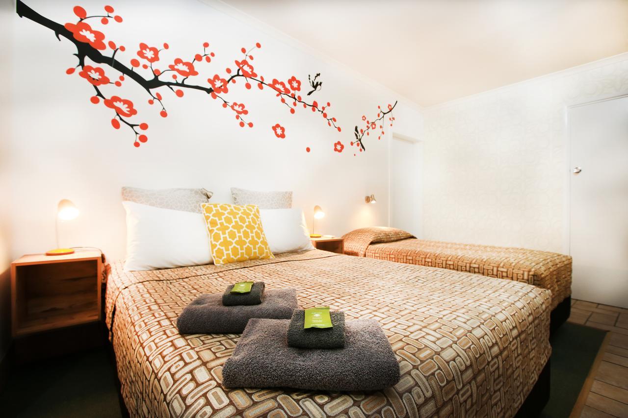 Central Motel Gin Gin Εξωτερικό φωτογραφία